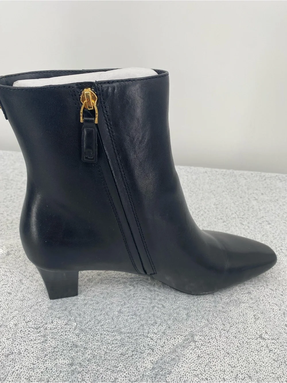 Lauren Ralph Lauren Willa Burnished Leather Booties. Ankle Boot size 9
